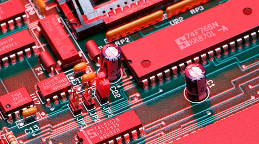 Optimizing Printed Circuit Board Manufacturing 900x500