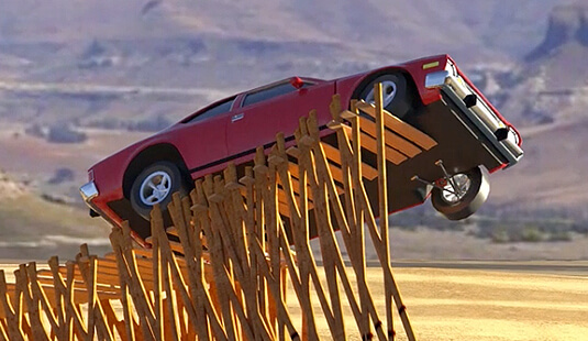 SIM_FA_DD_JamesBond_CorkscrewJump_535x310